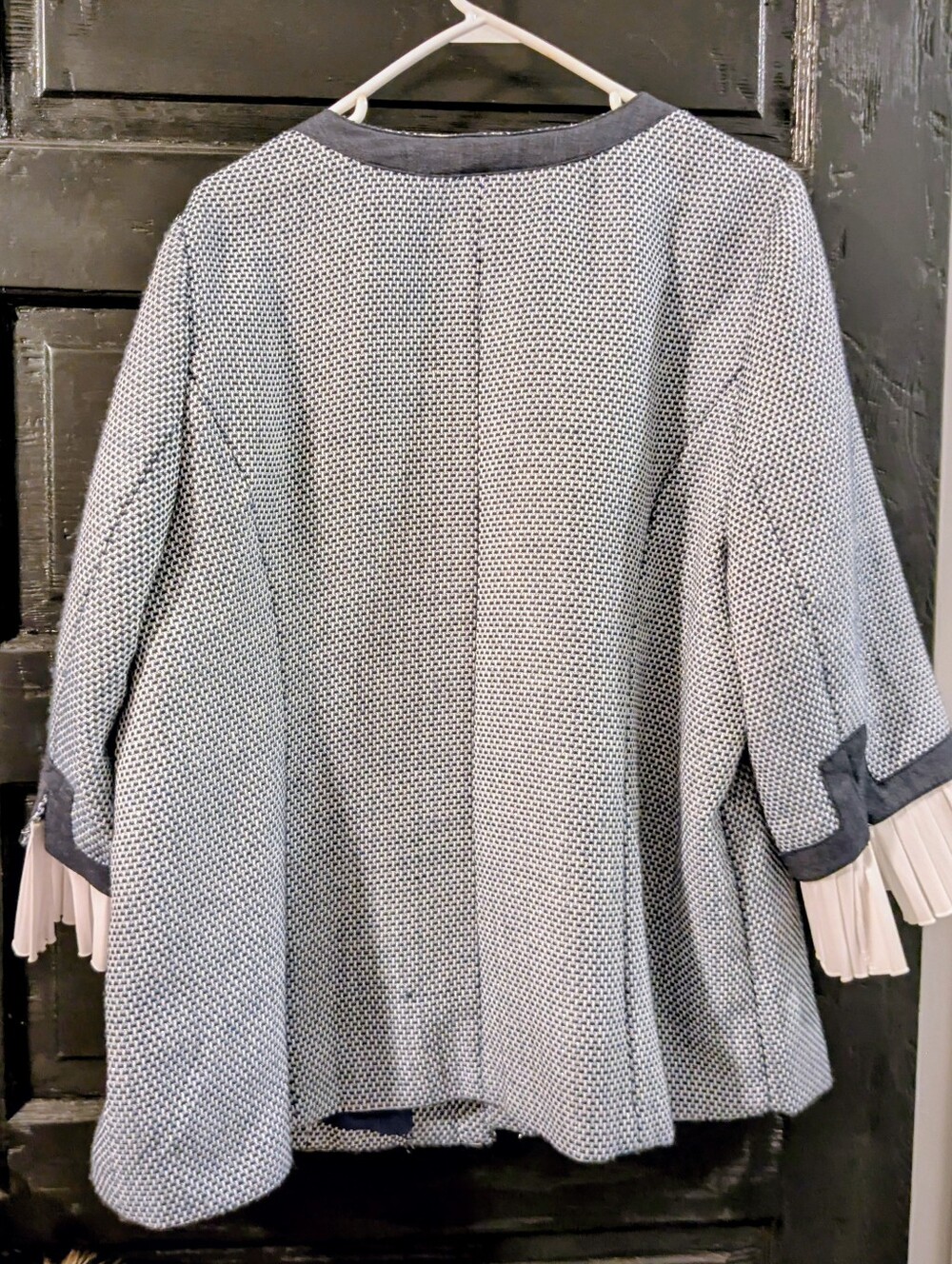 Maggie Barnes Light Blue & Navy Open-Front Textured Jacket - Picture 2 of 6